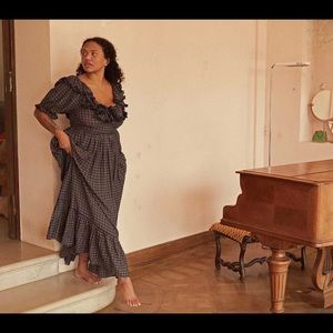 Doen lera dress. Plaid ruffle dress. Size s. DAMAGED ZIPPER. FIXING NEEDED.